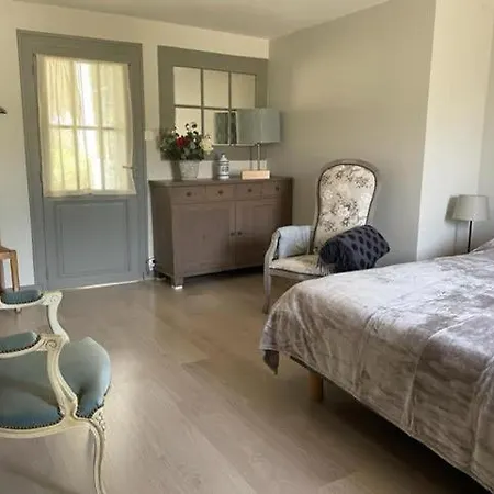 게스트하우스 Le Domaine De La Gravette Beauvoir-sur-Niort