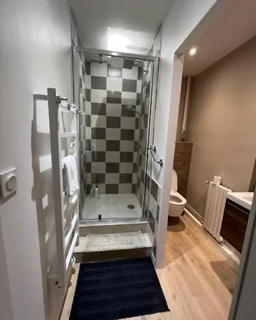 Le Domaine De La Gravette 게스트하우스 *